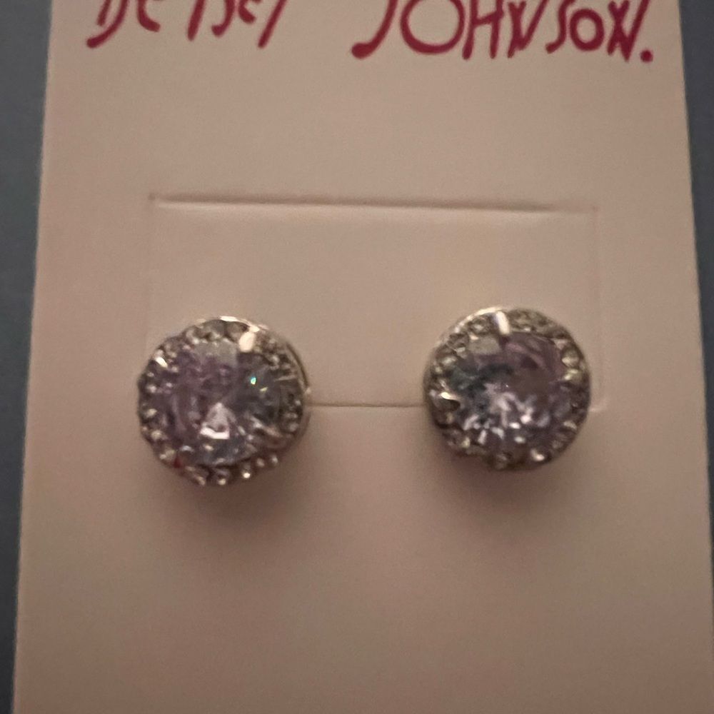 🔹 Betsey Johnson Sparkling CZ Silver Stud Earrings 🔹